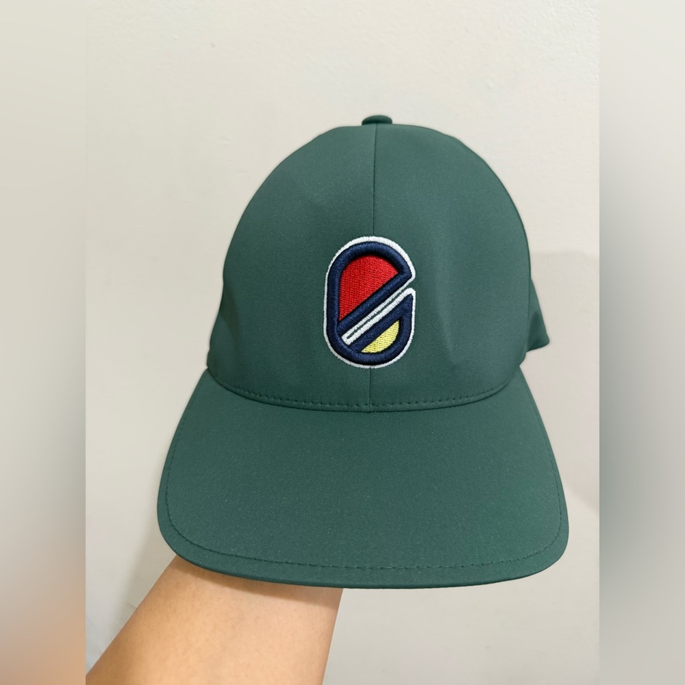 EXTRACURRICULAR Flexfit Delta Green Cap